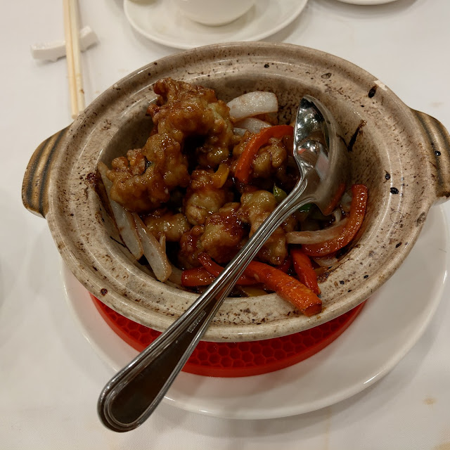 Stewed Chicken Feet with Abalone Sauce
