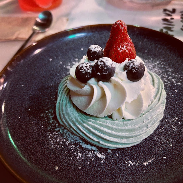 Pavlova in-House