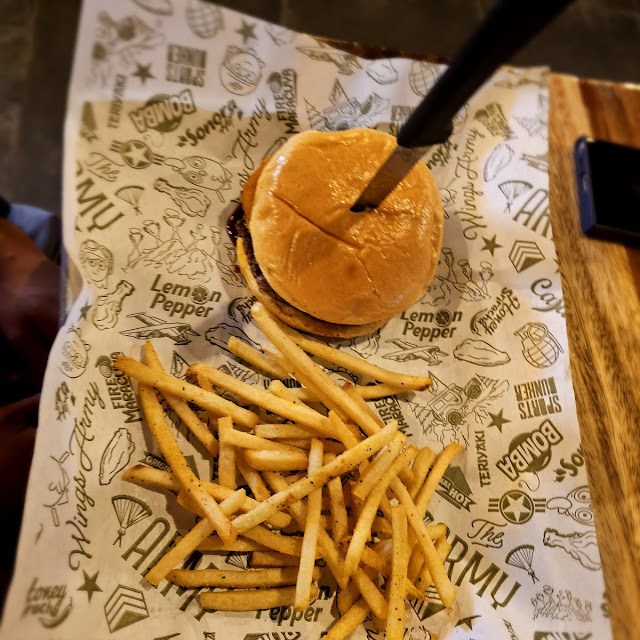 Tank Burger