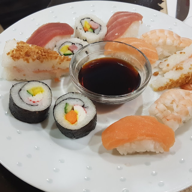 Sushi Y MAKI Variado