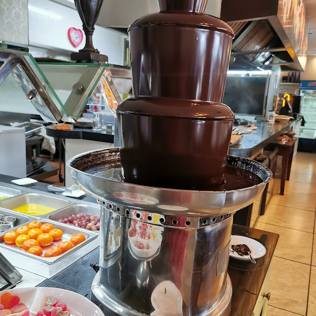 Chocolate Fountain