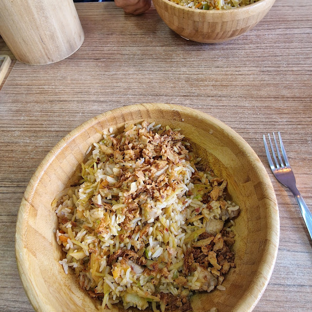 Pad Thai Noodles with Beef Loc Lac