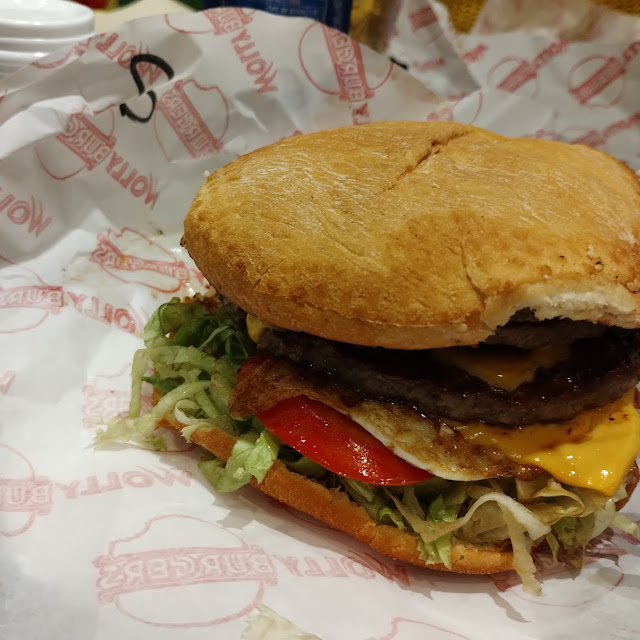 Willy Deluxe
