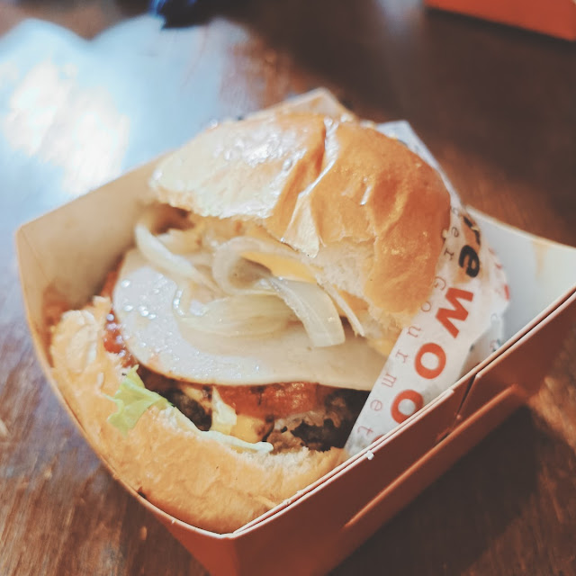 Cheeseburger