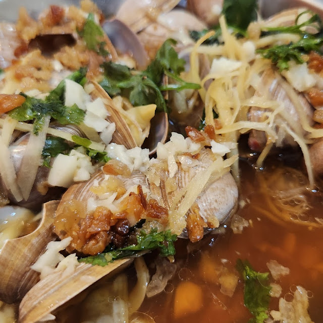Steamed Lala Clam