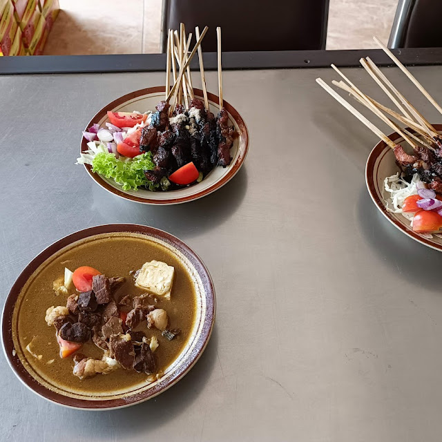 Sate Dan Tongseng Kambing