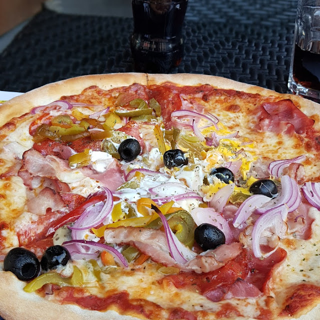 Mamma Mia Pizza