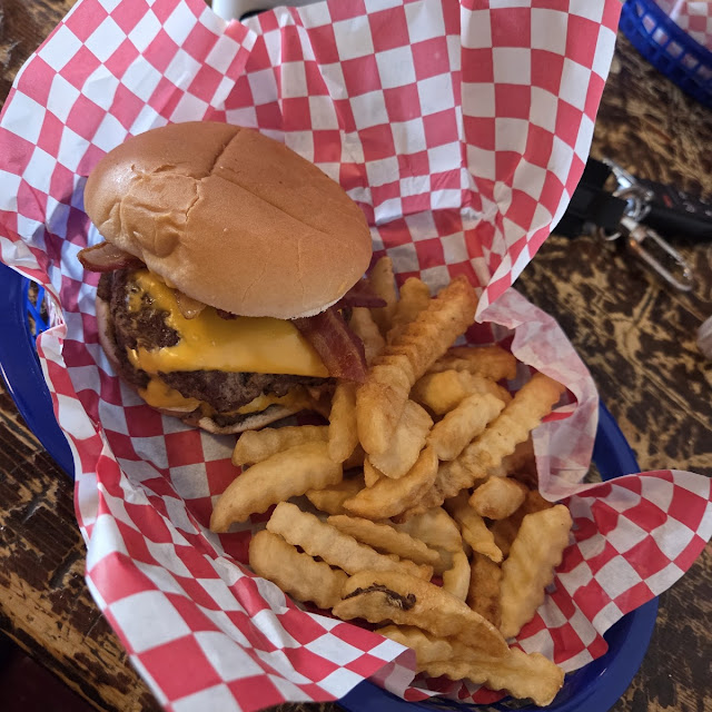 Hot Dog Combo Cheeseburger Combo