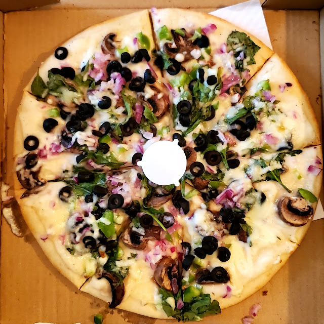 Veggie Alfredo Pizza