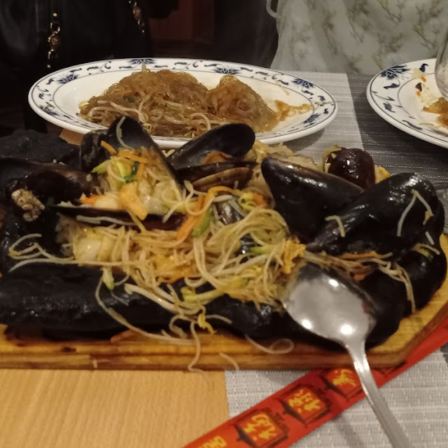 Spaghetti Di Riso Con Frutti Di Mare Alla Piastra