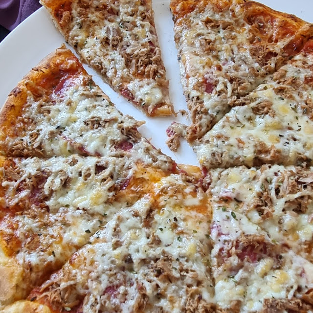 Pizza Tonno